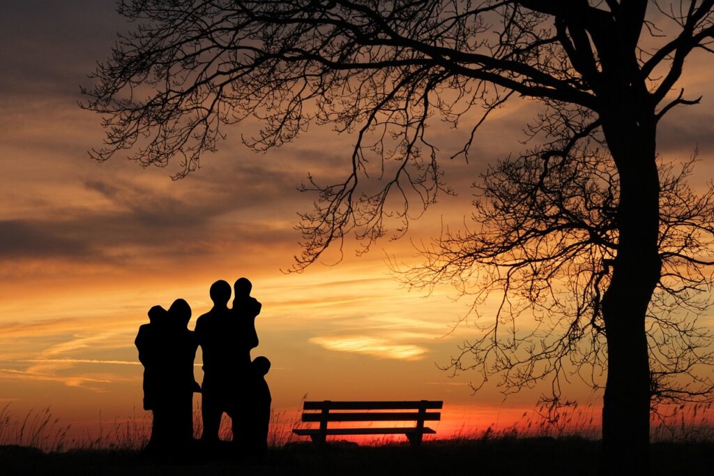 family, sunset, woman-3347049.jpg